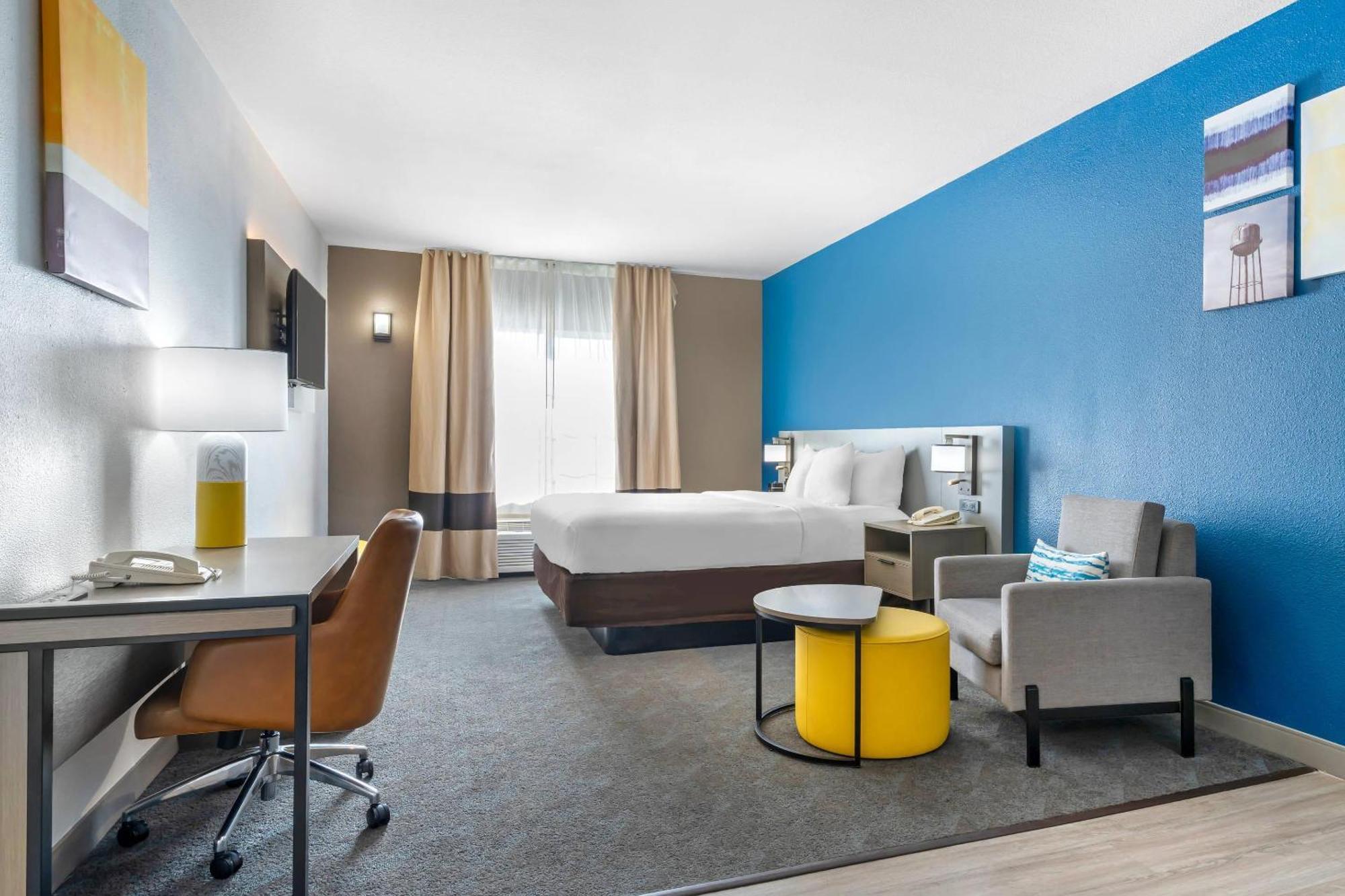 Comfort Inn & Suites Sacramento - University Area Exteriör bild